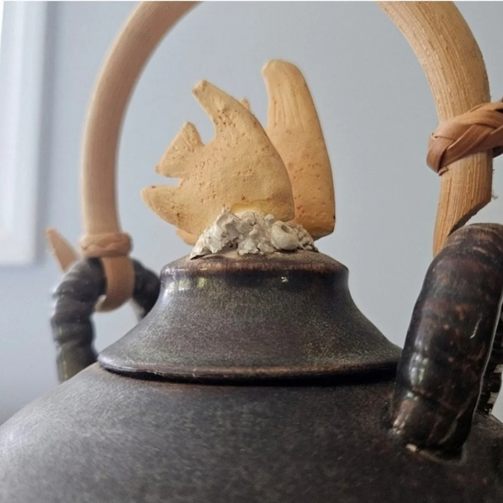 Vintage Signed Hawaiin Pottery Teapot